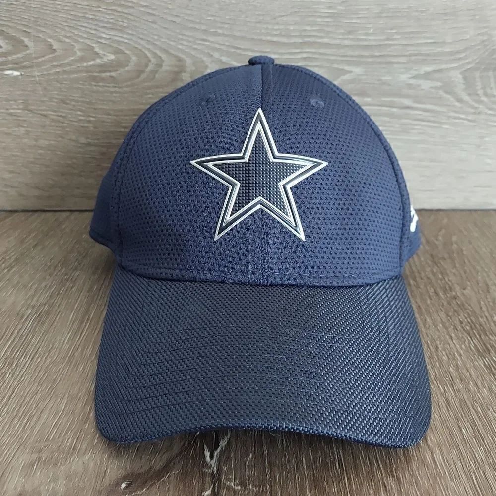 Men's New Era Navy Dallas Cowboys Essential 39THIRTY Fitted Flex Hat S-M